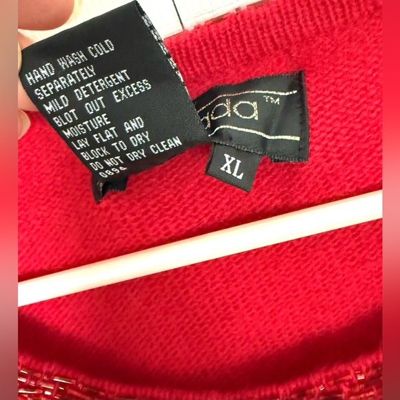 Vintage Maurada Sweater Red Lambswool & Angora Bead & Sequin-Size XL-Hong Kong - Picture 4 of 14